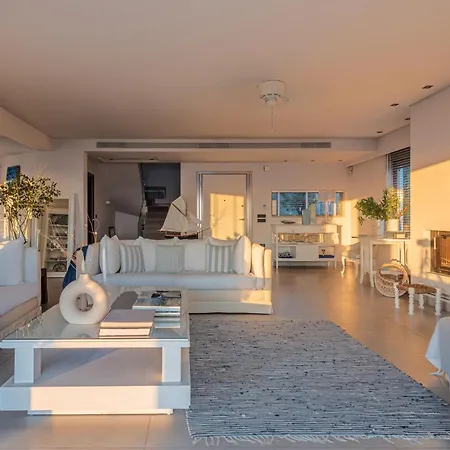 Soligia Helios Pefkali