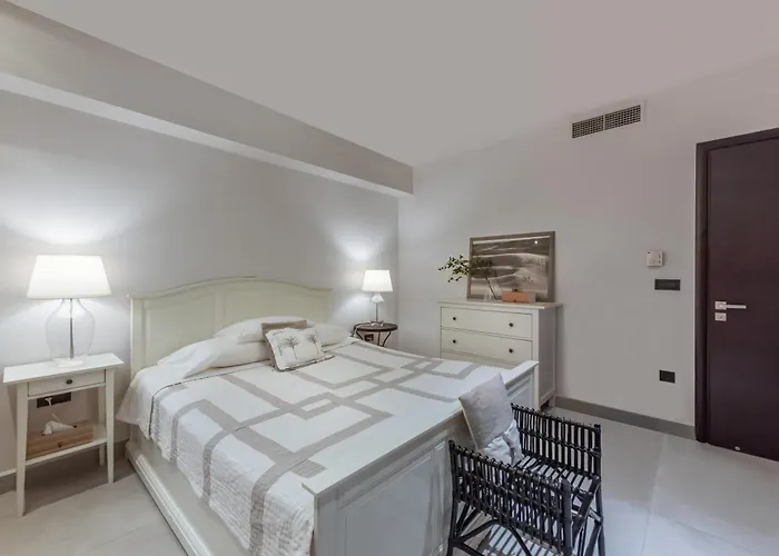 Soligia Helios Pefkali