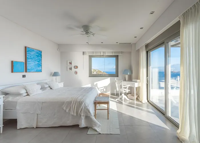 Soligia Helios Pefkali